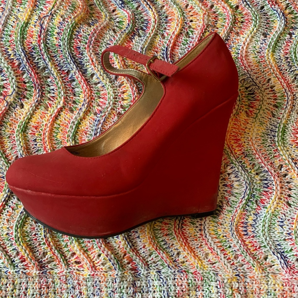 Red wedges⭐️